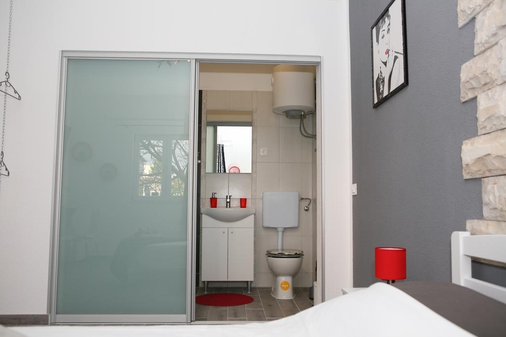 Apartments & Room Dijana Τρογκίρ Δωμάτιο φωτογραφία