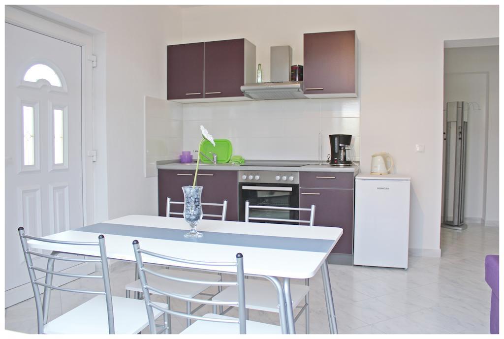 Apartments & Room Dijana Τρογκίρ Εξωτερικό φωτογραφία